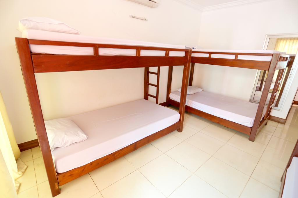 Hang Tep Hostel Siem Reap Exterior photo